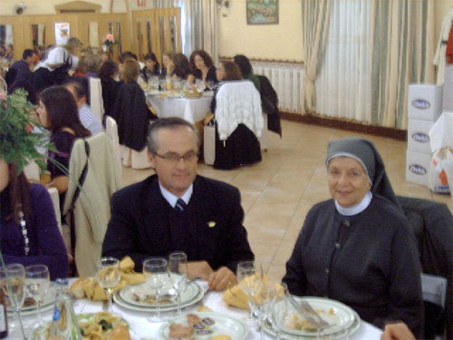 La ‘Asociación Niños del Korhogo’ ha recaudado cerca de 16.000 euros gracias a la celebración simultánea de una comida y rifa benéficas - 1, Foto 1