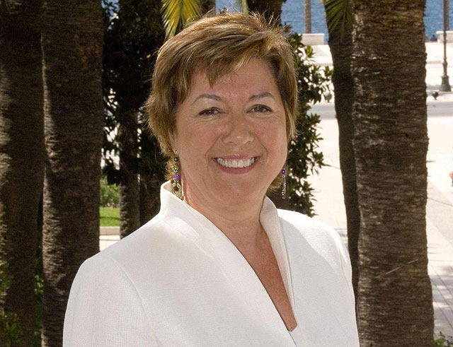 La alcaldesa anuncia la creación de una Fundación para proyectar la imagen de la ciudad en el exterior - 1, Foto 1