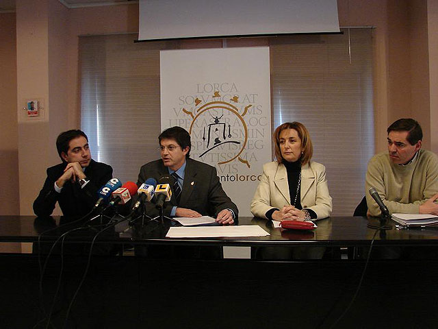 El Alcalde considera las ideas premiadas para la recuperación de las iglesias altas un instrumento esencial para la revitalización de estos barrios - 2, Foto 2