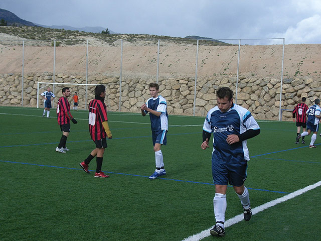 Victoria de la Peña Madridista La Décima en el partido de la jornada contra el Bar River-Santo Barón En la liga de futbol aficionado Juega Limpio, Foto 1
