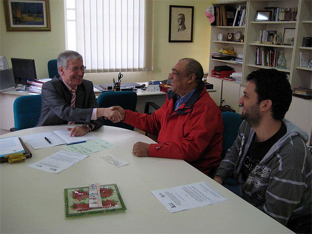 Convenio de Atención Social con el Foro Gitano - 1, Foto 1