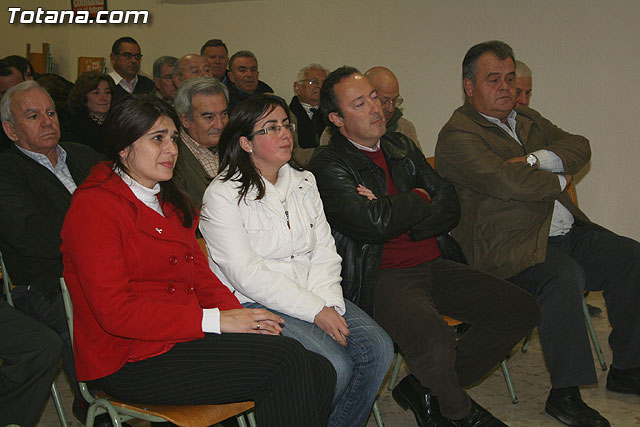 El diputado regional, Martn Quiñonero, y el diputado nacional por Murcia, Vicente Martnez Pujalte, informan a los vecinos de Totana de los presupuestos regionales y nacionales - 19