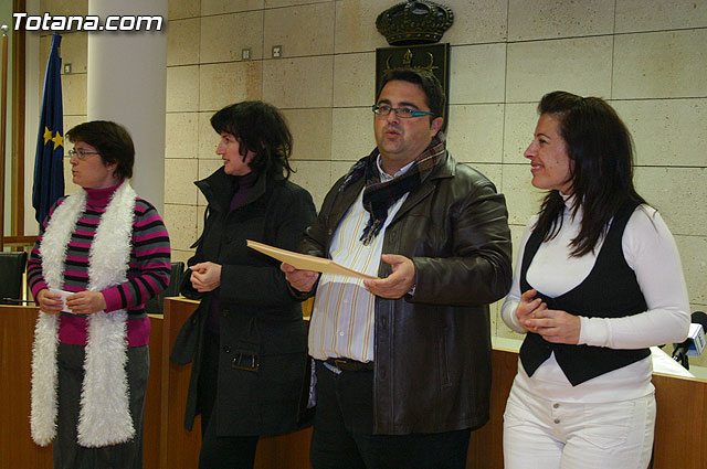 El “Taller de lengua de signos”  se clausura con la entrega de diplomas a ms de treinta participantes - 2