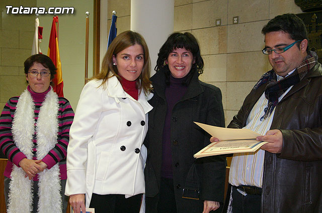El “Taller de lengua de signos”  se clausura con la entrega de diplomas a ms de treinta participantes - 29