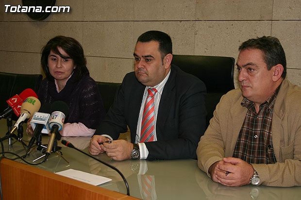 El Consistorio y la Asociación de Pasteleros de Totana suscriben un convenio de colaboración, Foto 3