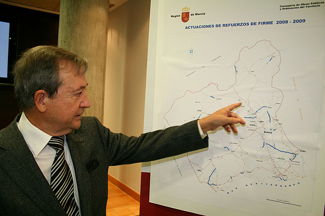 La Comunidad invierte más de 24,3 millones de euros en el asfaltado de 214 kilómetros de la Red de Carreteras de la Región - 1, Foto 1
