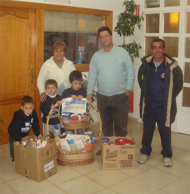 El F.C. Cartagena anima los actos navideños de la Escuela de Fútbol Nueva Cartagena - 3, Foto 3