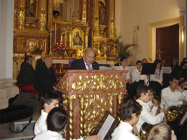 El pregón y el concierto de Navidad dan la bienvenida en San Javier a las fiestas navideñas - 1, Foto 1