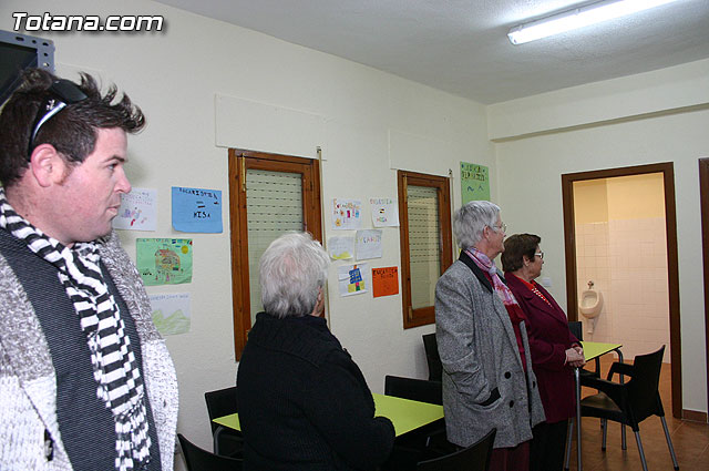 Los Vecinos de El Paretn-Cantareros disfrutan ya del centro de Participacin Ciudadana que fue inaugurado ayer - 4
