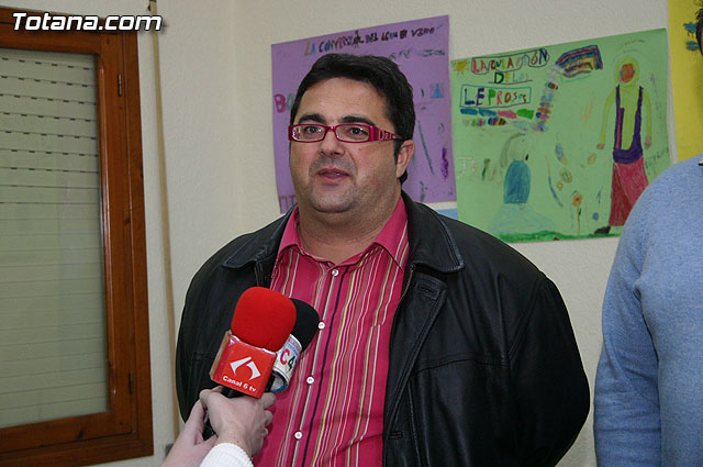 Los Vecinos de El Paretn-Cantareros disfrutan ya del centro de Participacin Ciudadana que fue inaugurado ayer - 9