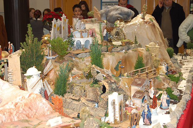 Las figuras navideñas toman el Ayuntamiento de Lorquí - 1, Foto 1