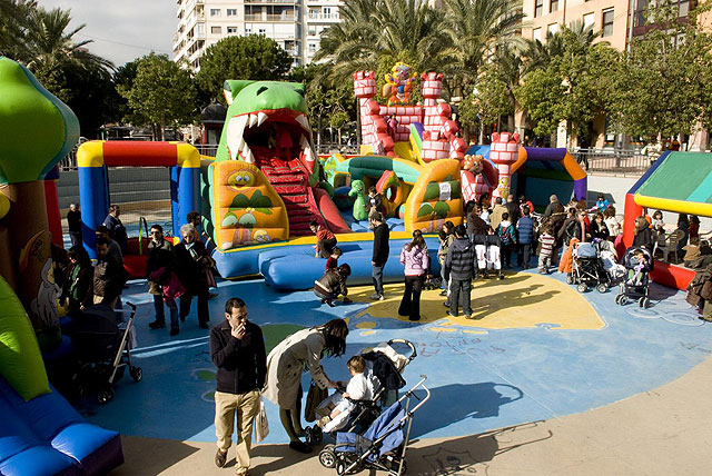 Más de 2.000 personas han pasado ya por la pista de nieve - 3, Foto 3