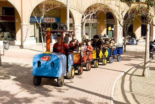 Más de 2.000 personas han pasado ya por la pista de nieve - 5, Foto 5