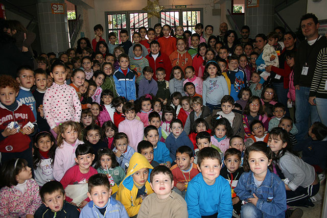 Un total de 147 familias de Santomera, La Matanza y el Siscar se beneficiarán durante las fiestas navideñas de la Escuela de Navidad - 1, Foto 1