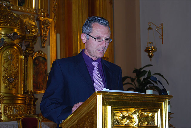Simón García Díaz fue el encargado de pregonar la Navidad 2008, Foto 1