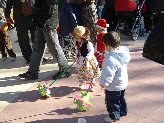 Fiesta de Navidad de la Escuela Infantil Carmen Bar - 12