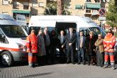 Obras Públicas entrega tres vehículos adaptados a Cruz Roja