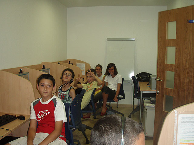 Más de medio millar de personas formadas en nuevas tecnologías en un total de 75 cursos, Foto 4