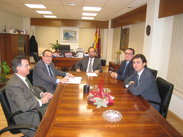 El BORM publica hoy la orden para adelantar el inicio de las rebajas al 2 de enero - 1, Foto 1