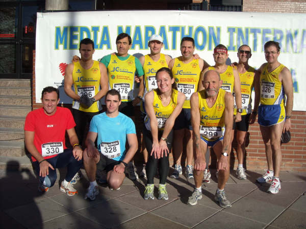 Totana Athletic Club Athletes participating in the Fourth International Half Marathon "Molina de Segura", Foto 1