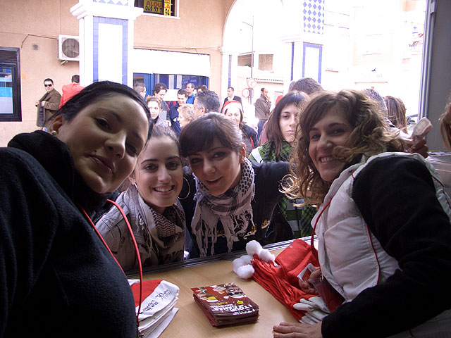 Los santomeranos toman las calles y bares del municipio con motivo de la celebración del ‘I Tour de Cañas Navideño’ - 2, Foto 2