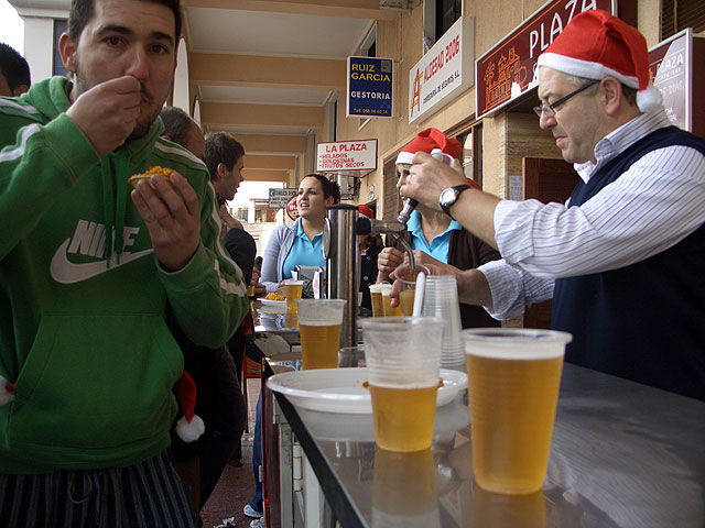 Los santomeranos toman las calles y bares del municipio con motivo de la celebración del ‘I Tour de Cañas Navideño’ - 3, Foto 3