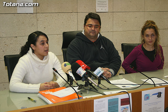 Ponen en marcha el “Programa de apoyo y mediación social para el acceso a la vivienda” de las personas más desfavorecidas de la localidad, Foto 1