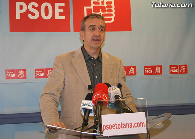 The balance of the year are socialist political and Andreo urged to "take political responsibility and leave the hall", Foto 1