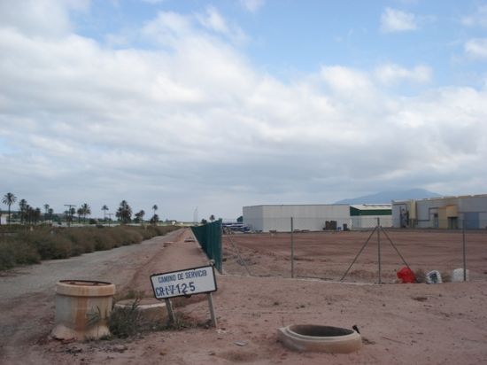 Izquierda Unida en Totana, insta al Ayuntamiento para unirse a los municipios de la Vega Baja, evitando que el trazado del AVE estrangule la zona sur del casco urbano y la proyectada estación de Mercancías en el Polígono Industrial, Foto 2