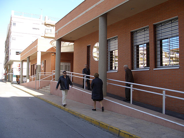 La ampliación del Centro de la Tercera Edad junto a la puesta en funcionamiento del taller de empleo ‘El Limonar’ marcarán el comienzo del próximo año 2009 para Santomera - 2, Foto 2