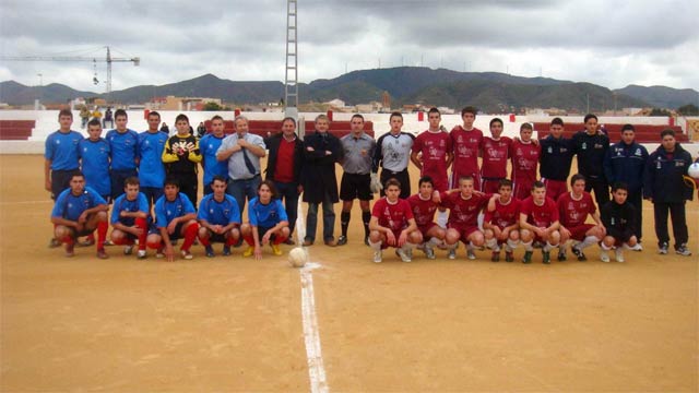 Un partido de fútbol para conmemorar la remodelación del campo municipal de El Algar - 1, Foto 1