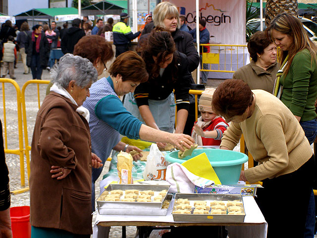 Los dulces navideños conquistan el mercadillo - 2, Foto 2