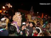 Los Reyes Magos repartirn cerca de 40.000 juguetes y alrededor de 30.000 piruletas y chucheras desde las carrozas durante la tradicional cabalgata