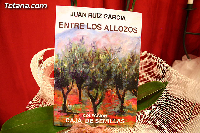 El escritor totanero Juan Ruiz García presenta el libro Entre los Allozos” - 1, Foto 1