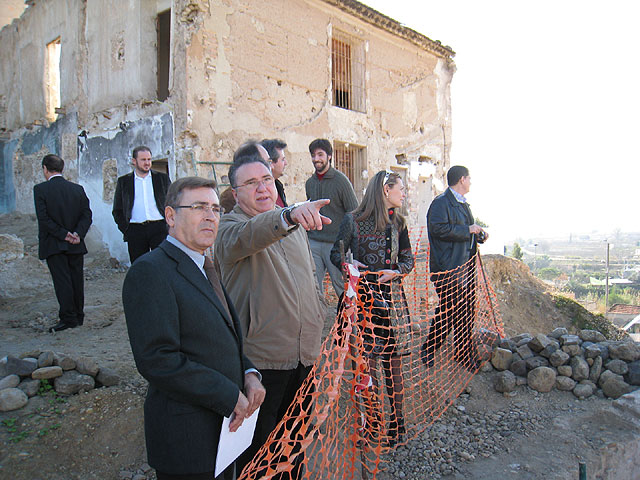 El director general de Vivienda visita el inicio de las obras del Mirador del Castillo de Molina de Segura - 1, Foto 1