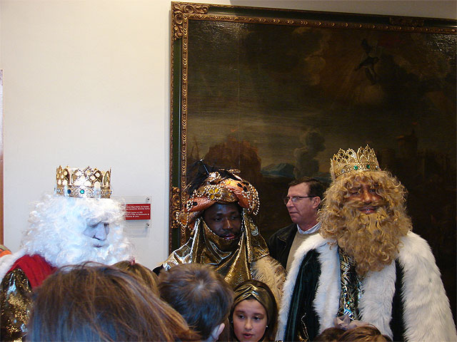 Los Reyes Magos de Oriente visitaron el Ayuntamiento de Lorca y la Plaza de España - 2, Foto 2