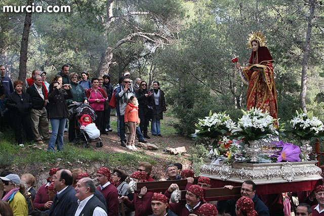 La patrona de Totana, Santa Eulalia de Mérida, vuelve a su santuario, Foto 1