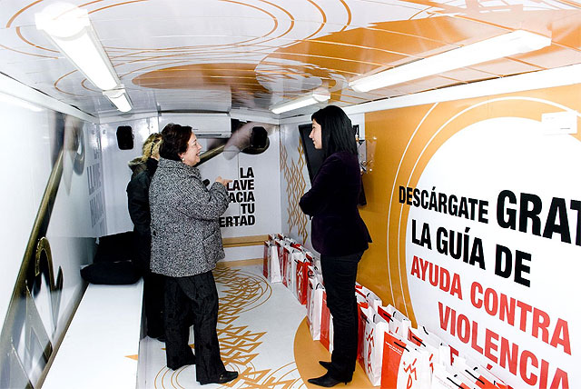 160 mujeres acudieron a los centros de atención integral a las víctimas de la violencia de género en 2008 - 2, Foto 2
