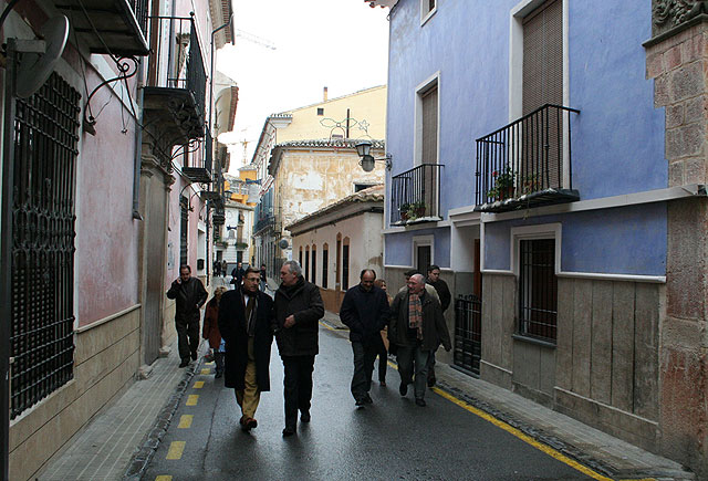 Marcos Nogueroles ha visitado junto al alcalde de Cehegín las obras de mejora del Casco Antiguo de la ciudad - 1, Foto 1