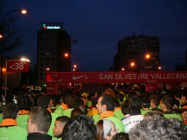 Atletas del Club Atletismo Totana participan en las San Silvestres de Vallecas, Murcia y Crevillente - 1