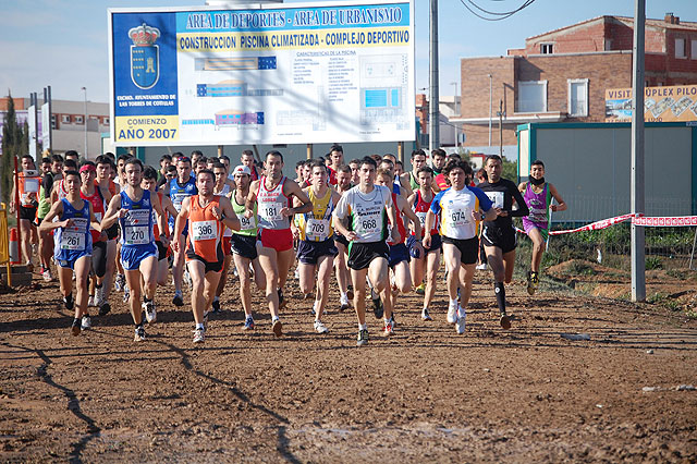 El barro y el frío protagonizan el cross de Las Torres de Cotillas - 1, Foto 1