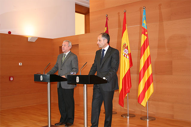 Valcárcel y Camps piden a Zapatero que “no se esconda” y asuma la incertidumbre que ha creado con el trasvase Tajo-Segura - 3, Foto 3