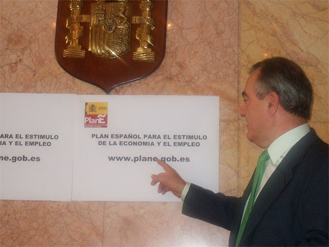 El delegado del Gobierno da a conocer la página web del Plan E, Plan Español de Estímulo de la Economía y el Empleo - 1, Foto 1