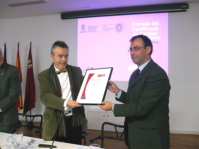 La Biblioteca Regional es la primera de España que obtiene el certificado de calidad en gestión ambiental - 2, Foto 2