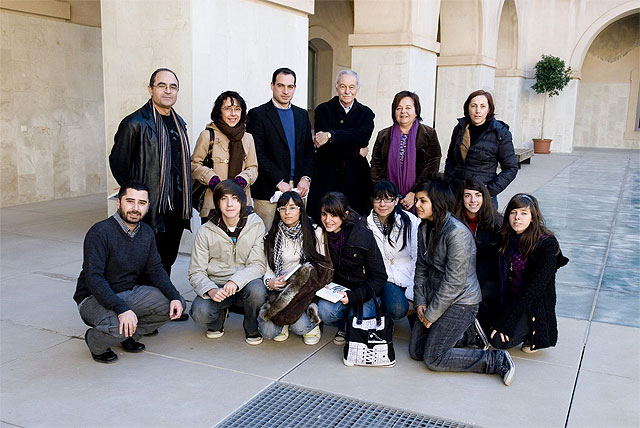 Eduardo Mendoza opta al Premio Mandarache con una novela de aventuras en la antigua Roma - 2, Foto 2