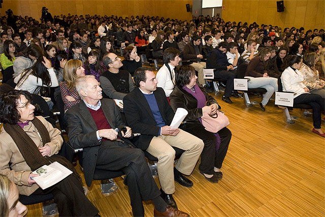 Eduardo Mendoza opta al Premio Mandarache con una novela de aventuras en la antigua Roma - 5, Foto 5
