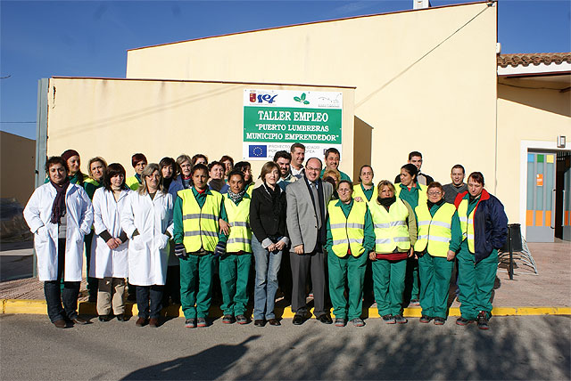 El alcalde visita el Taller de Empleo “Puerto Lumbreras: Emprendedor II” - 1, Foto 1
