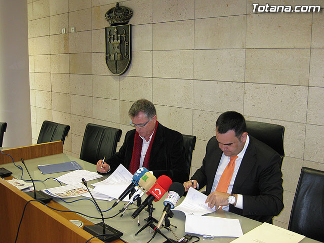 El consistorio firma un convenio de colaboración con la mercantil Promazor S.L. - 2, Foto 2