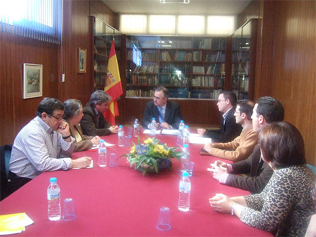 El Delegado del Gobierno trató con los representantes vecinales de Cartagena sobre seguridad ciudadana - 1, Foto 1