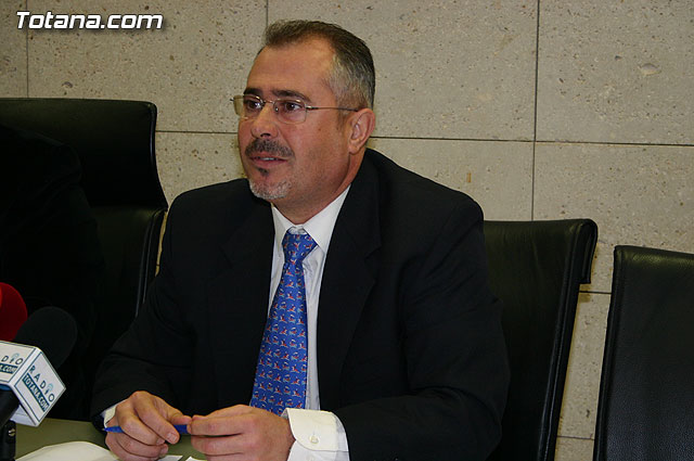 Cerca de cuarenta personas se benefician del Proyecto de Trabajos en beneficio de la Comunidad, Foto 2